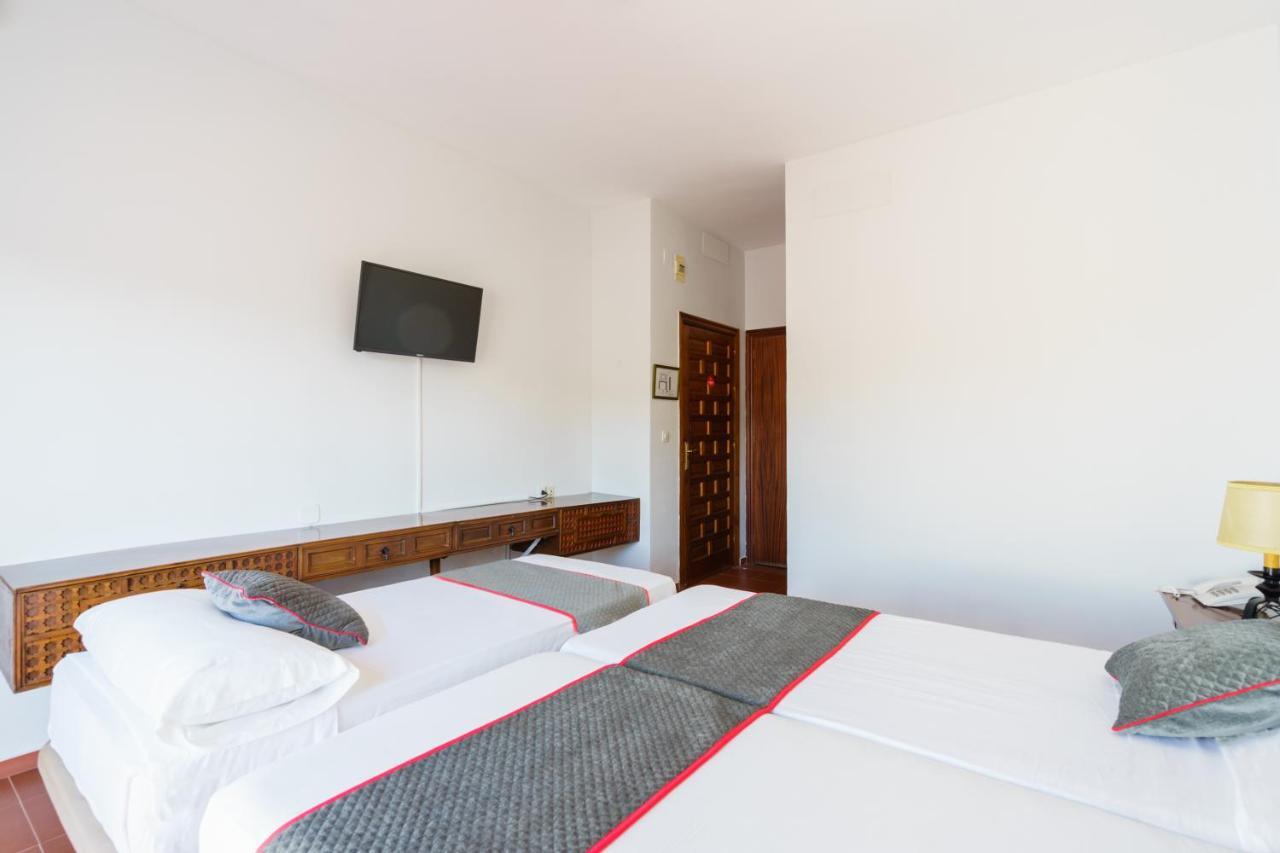 Venta Del Alto Hotel Las Cumbres By Vivere Stays El Garrobo Exterior photo